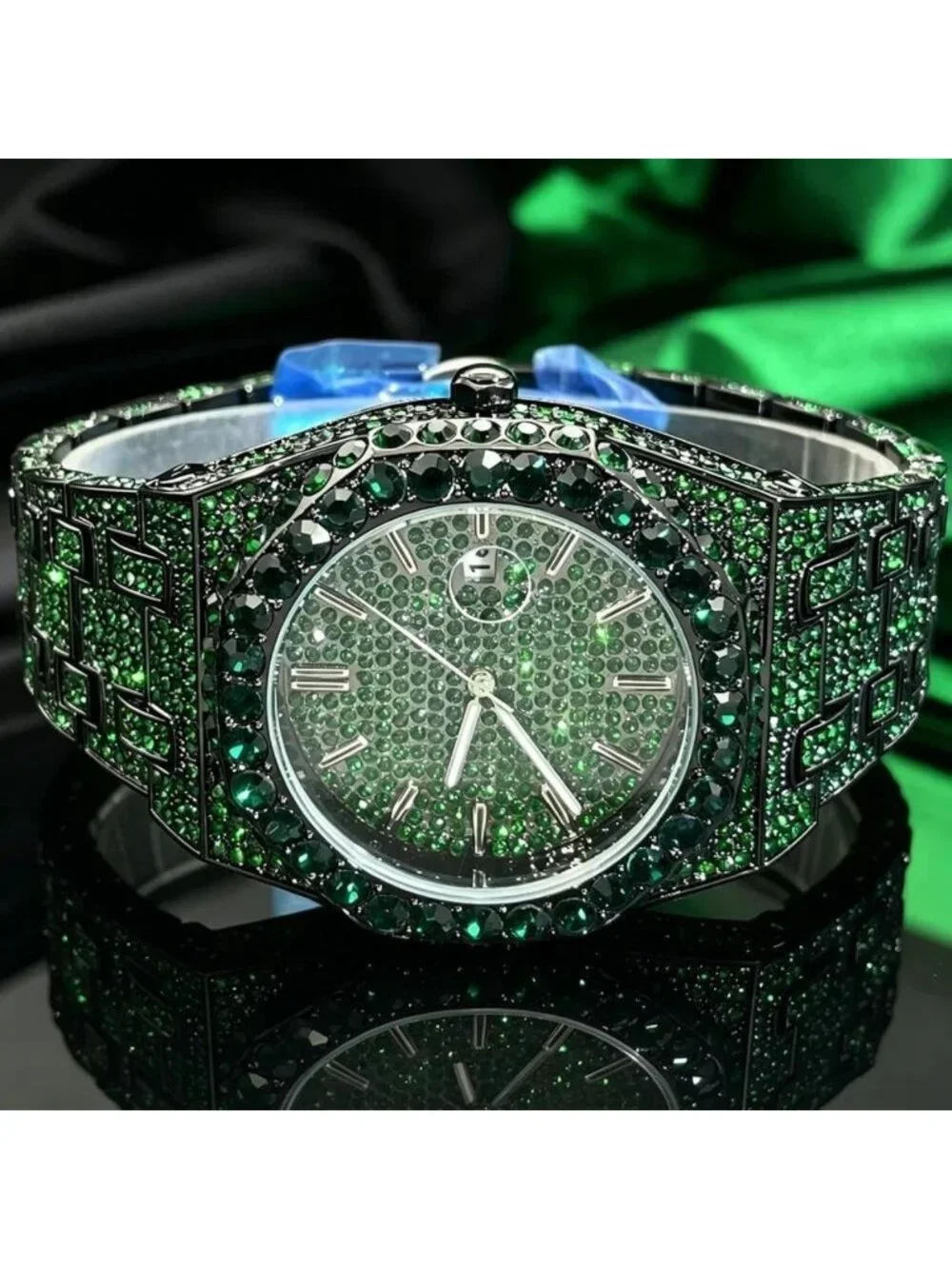 Trendy Black Quartz Men's Watch with Luminous Hands & Rhinestone Dial - Hip Hop